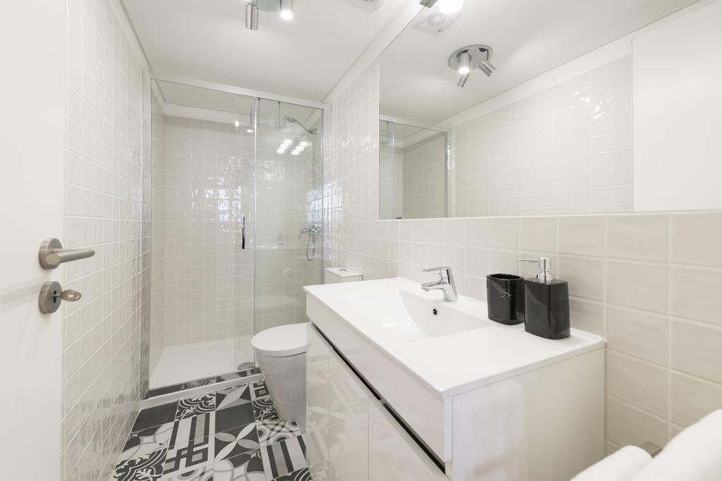 Lovelystay-Modern Loft City Center Porto Ngoại thất bức ảnh